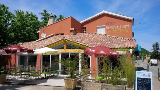 Hôtel Restaurant le Mistral - Housity