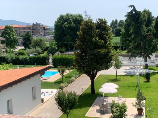 Strapalu’ - Housity