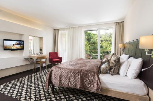 Bo33 Hotel Family & Suites - Housity