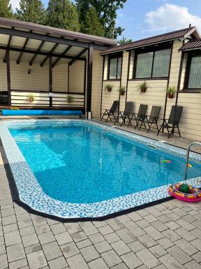 Central Courtyard - Housity