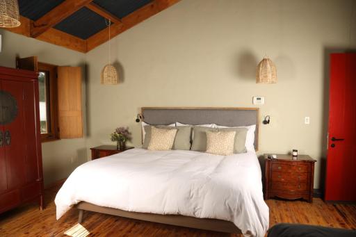 Alma Liebre Viñedos del Valle - Housity