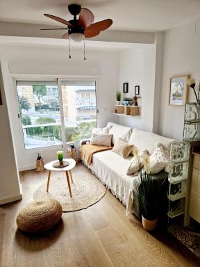 Cozy Rustic Home - Housity