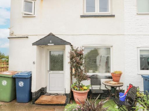 Cliff Top Cottage - Housity