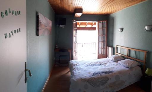 Au P'tit Bonheur - Housity