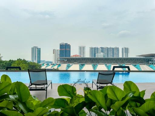 Twin Tower Residence by Nest Home【5 mins walk to CIQ】 - Housity