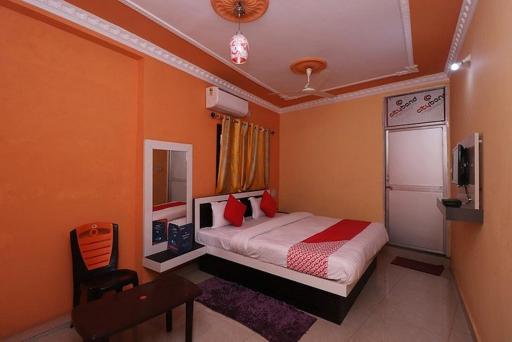 HOTEL J B PALACE - Housity