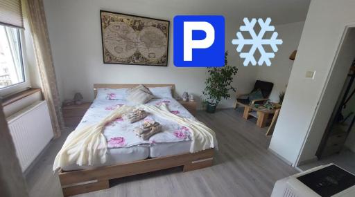 Pension RINGO, Airport Pit Stop, Bahnhof und Flughafen in der Nähe - Housity