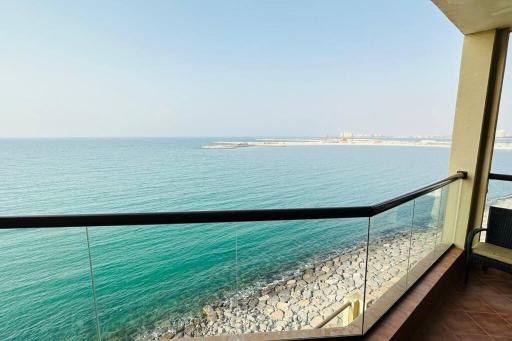 ONYX 3BR Beach Front Resort by ONYX HOLIDAY HOMES - Housity
