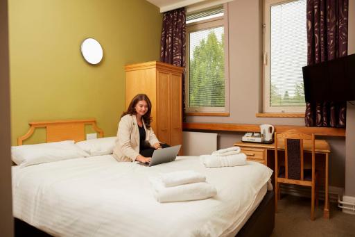 Kents Hill Park Training & Conference Centre - Housity
