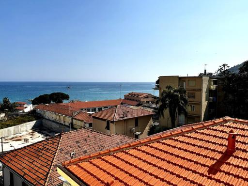 Suite Sea 27 - Sanremo Vista Mare - Housity