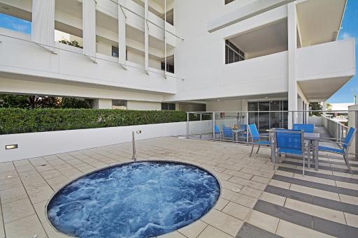 Space Holiday Apartments - Housity