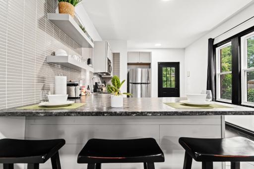 Midtown Modern Charm - Housity