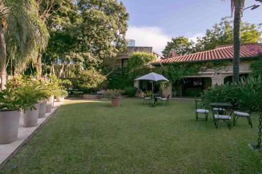 Las Lomas Casa Hotel - Housity