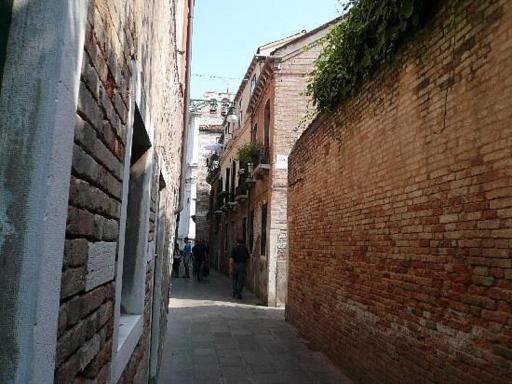 AL CAMPANIEL BED AND BREAKFAST - Housity