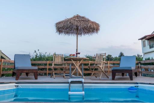 Alcyone Two Bedroom Country House with private pool - Housity