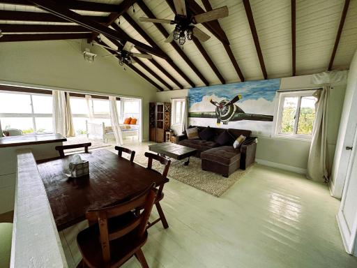 MIRAMAR SUITES - Housity