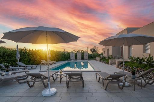 Casto Bed & Breakfast - Housity