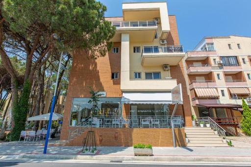 Intea Hotel - Housity