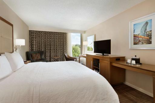 Hampton Inn Atlanta-Buckhead - Housity