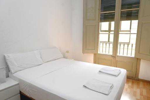 Homenfun Barcelona Gracia - Housity