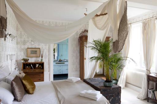 Chambre d’hôtes au Château Le Bas Bleu, Anaïs Nin - Housity