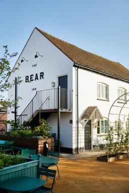 The Bear Inn, Hodnet - Housity