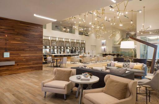 DoubleTree by Hilton Hotel Dallas - Love Field - Housity