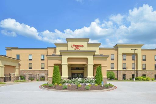 Hampton Inn Harrison - Housity