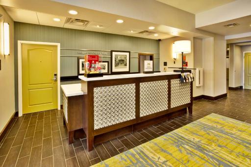 Hampton Inn Niagara Falls/ Blvd - Housity