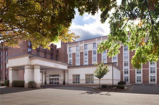 Hampton Inn Parsippany - Housity