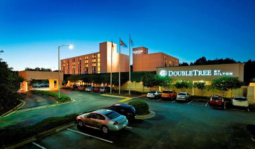 DoubleTree by Hilton Baltimore - BWI Airport - Housity