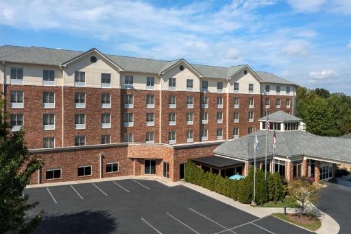 Hilton Garden Inn Charlotte/Mooresville - Housity
