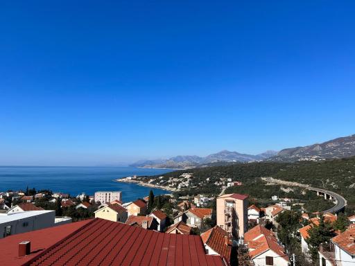Apartments Delcheva - Housity