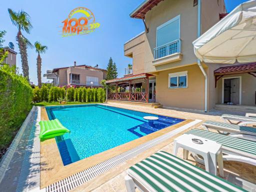 Paradise Town Villa Camilla - Housity
