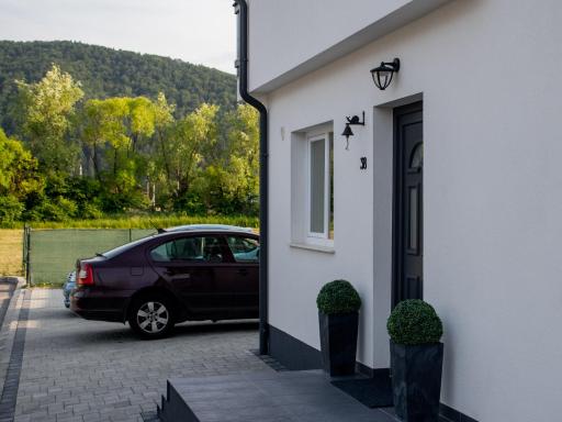 DOM HILLS Bucovina - Housity