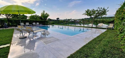 Sara Holiday Rentals - Housity