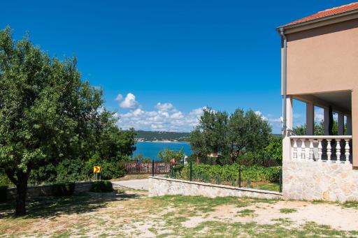 House Sea and river - Housity