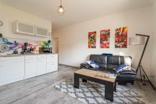 Chambre 26m - Salon et kitchenette privé - WIFI - Housity