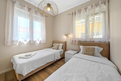 Fully Renovated Apartments Luiz I Bridge I by Amber Star - Housity