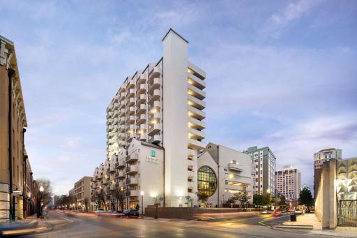 Embassy Suites by Hilton New Orleans Convention Center - Housity