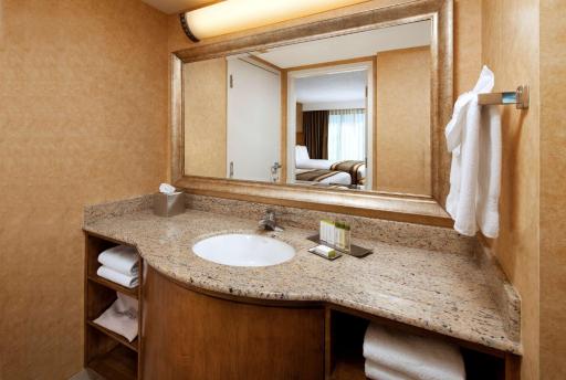 DoubleTree Suites By Hilton Anaheim Resort/Convention Center - Housity