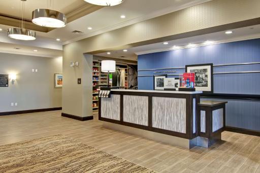 Hampton Inn & Suites by Hilton Saskatoon Airport - Housity