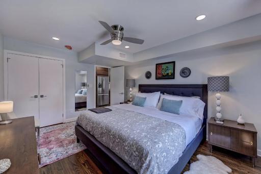 The Home Collection CLT: 510 Queens - Housity