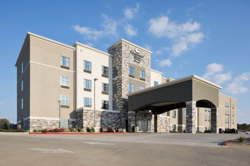 Homewood Suites By Hilton Topeka - Housity