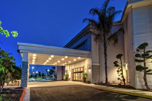 Hampton Inn Discovery Kingdom Napa Gateway - Housity