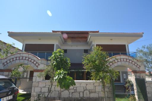 Nalyakonak - Housity