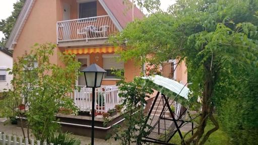 Dóra Apartmanház Zalakaros - Housity