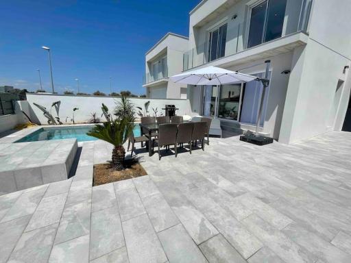 Belle villa contemporaine piscine privée - Housity