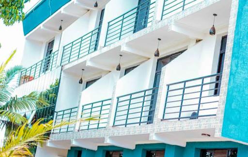 Planete Hotel - Housity