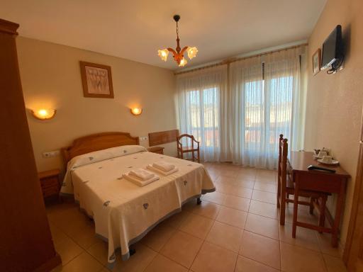 Hostal Jose Mari - Housity